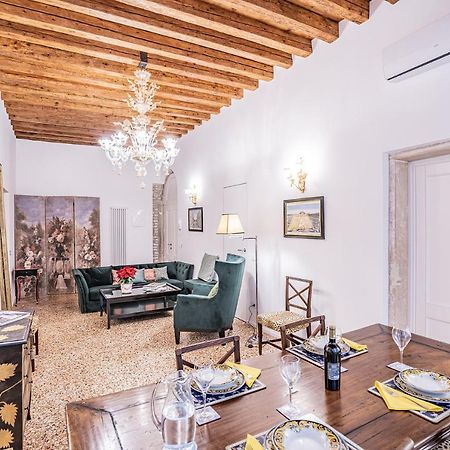 Ca' San Beneto Completely Refurbished In A Fabulously Central Area 베니스 외부 사진