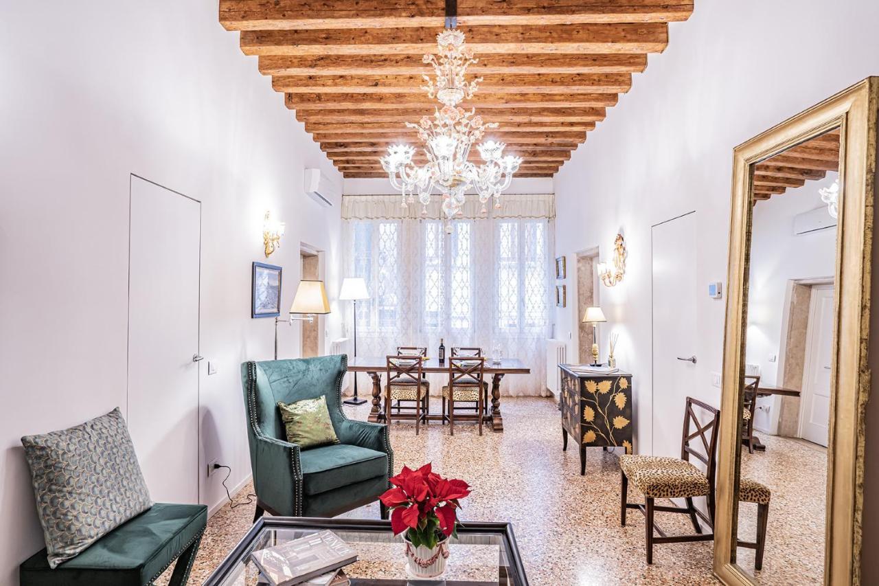 Ca' San Beneto Completely Refurbished In A Fabulously Central Area 베니스 외부 사진