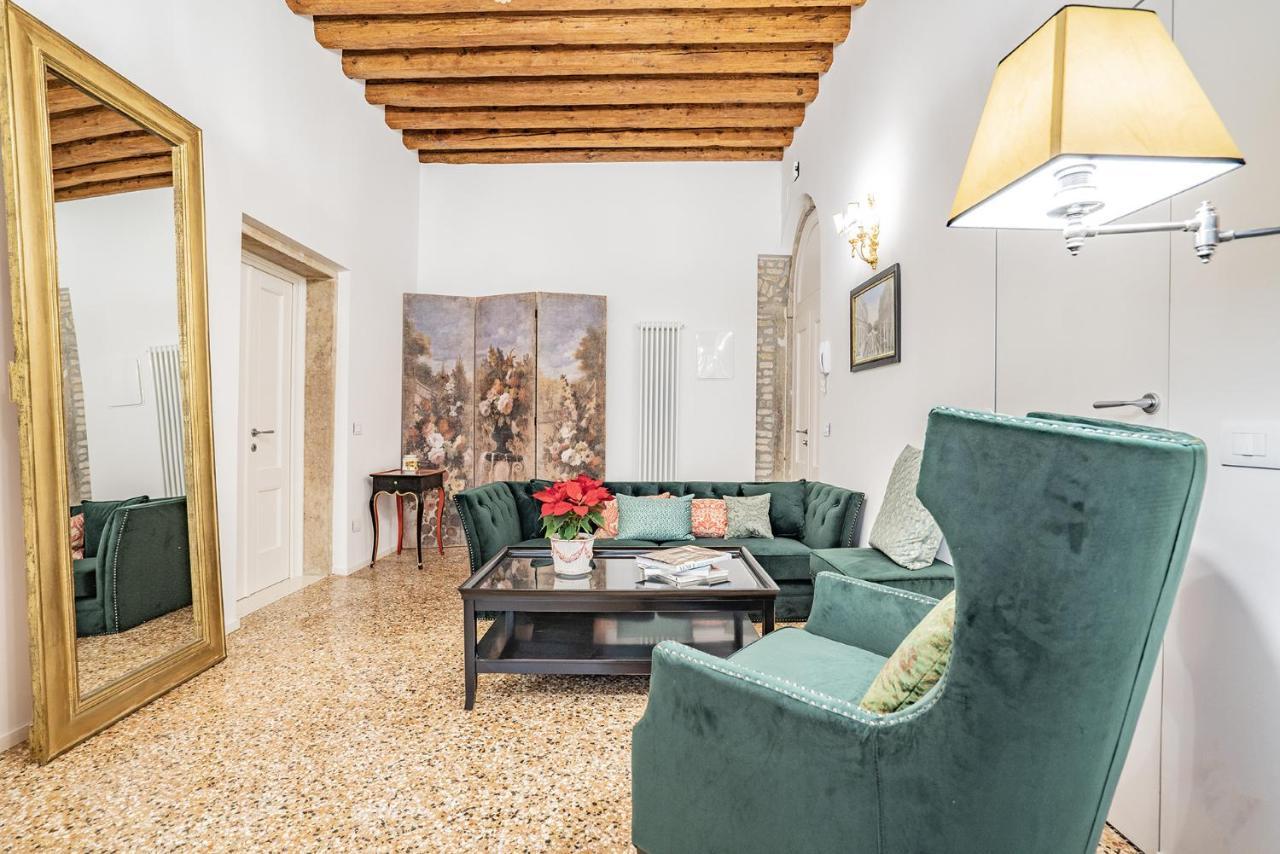 Ca' San Beneto Completely Refurbished In A Fabulously Central Area 베니스 외부 사진